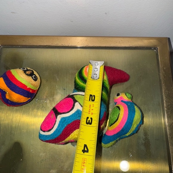 Vintage Mexican Yarn Wrapped Bird Figurines - Picture 5 of 7